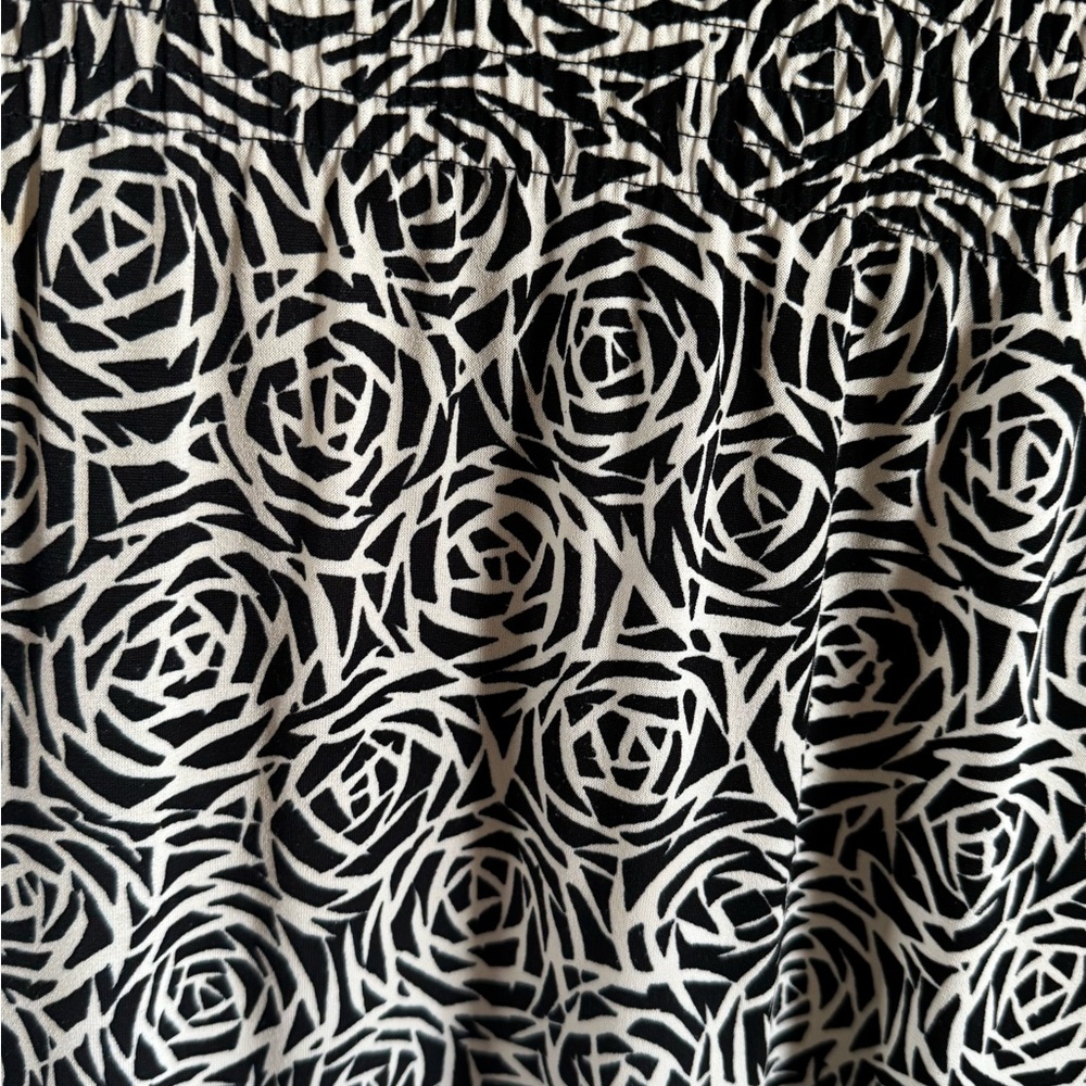 Elegant Black and Cream White Rose Maxi Dress Vintage 12 - Picture 5 of 5